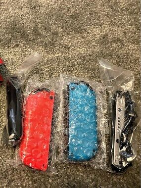 Nintendo Switch Joy-Con (L)/(R) Red & Blue